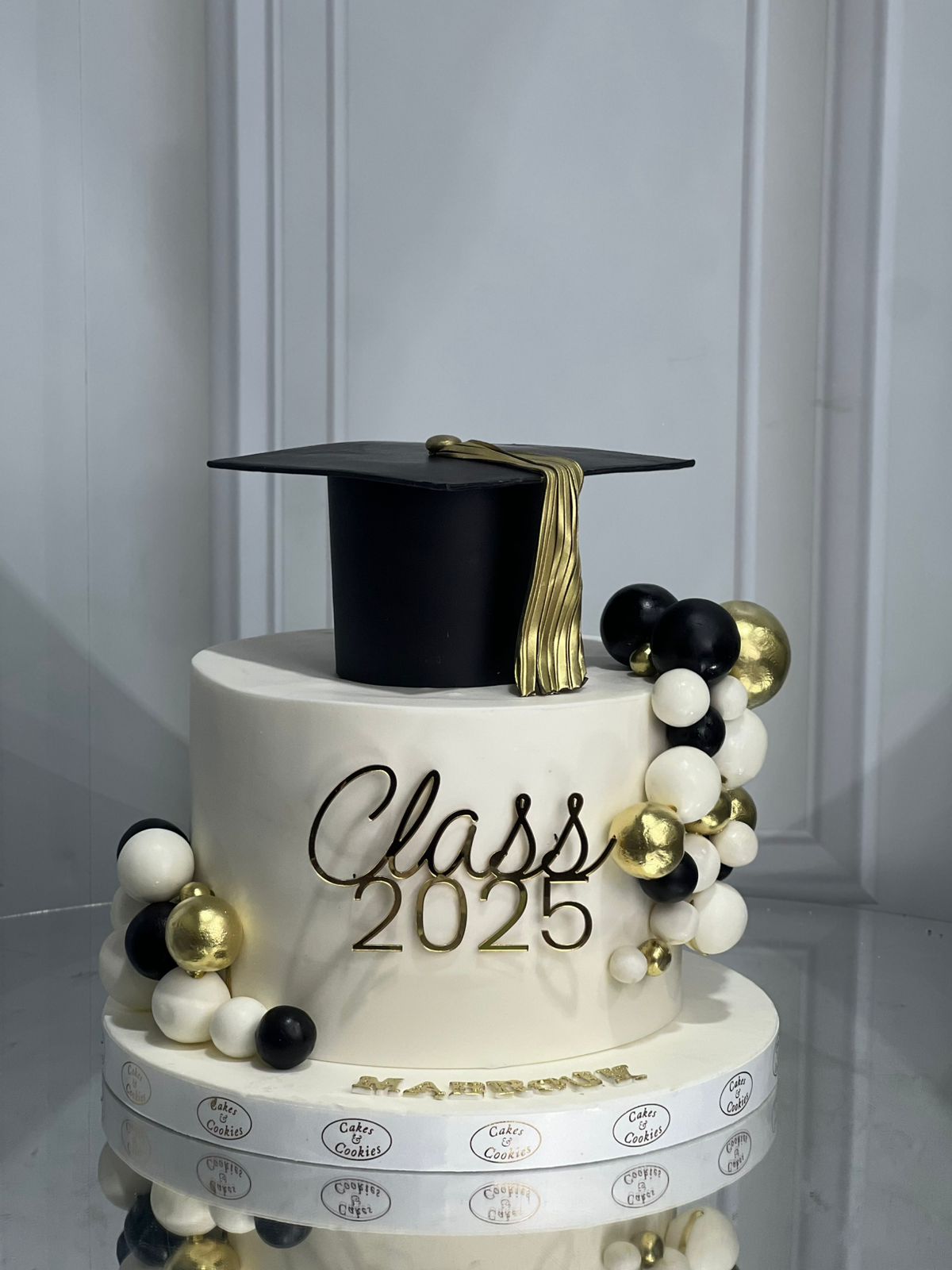 Graduation Cake 9