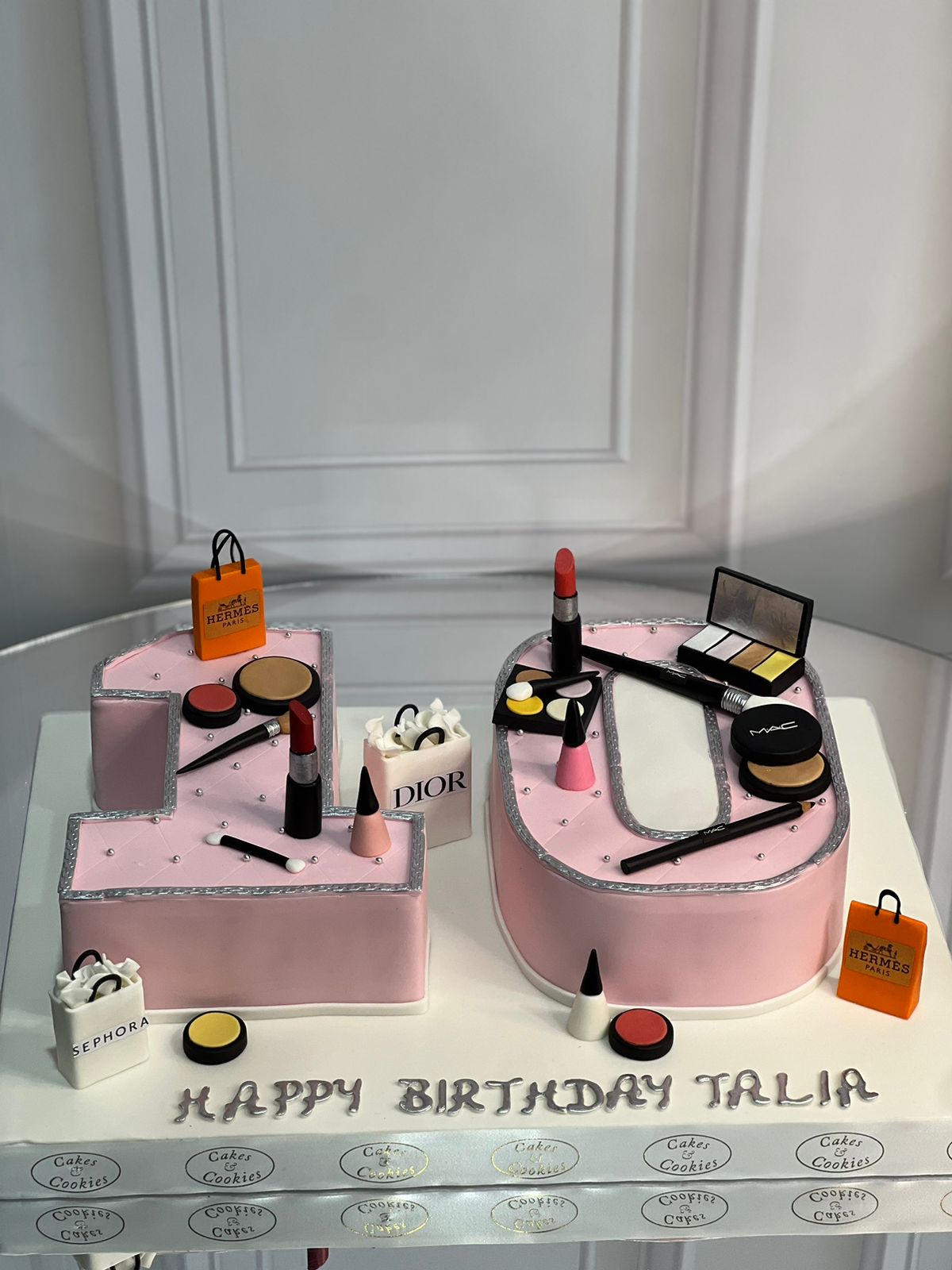 Makeup Cake 3