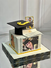 Graduation Cake 32
