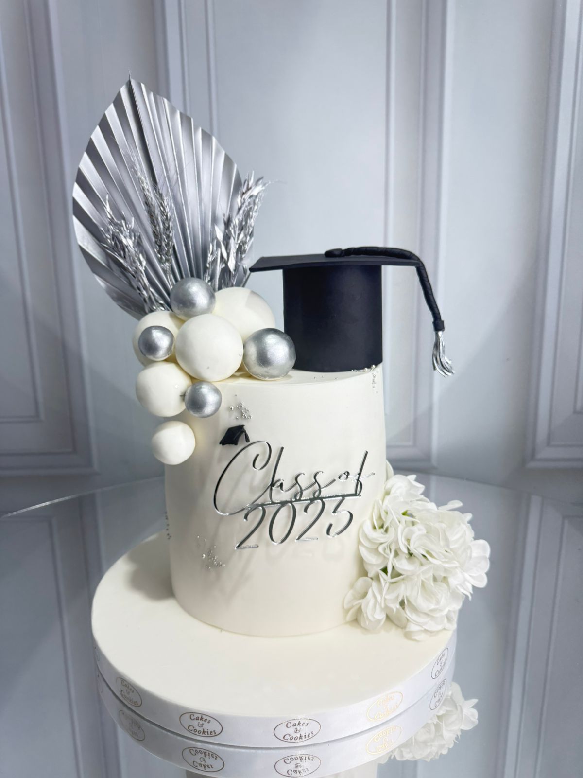 Graduation Cake 14