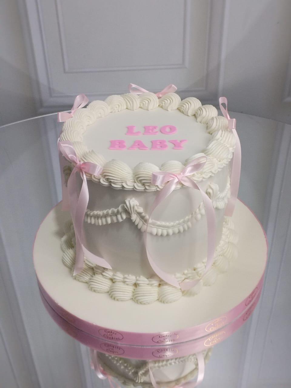 Vintage Cake 2