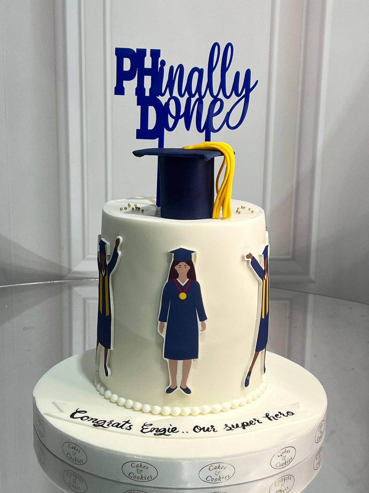 Graduation Cake 37
