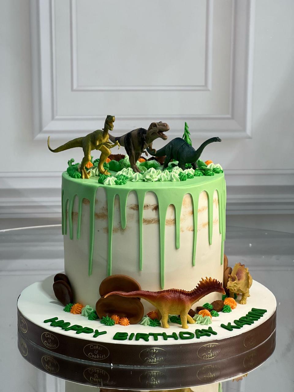 Dinosaur Cake 7