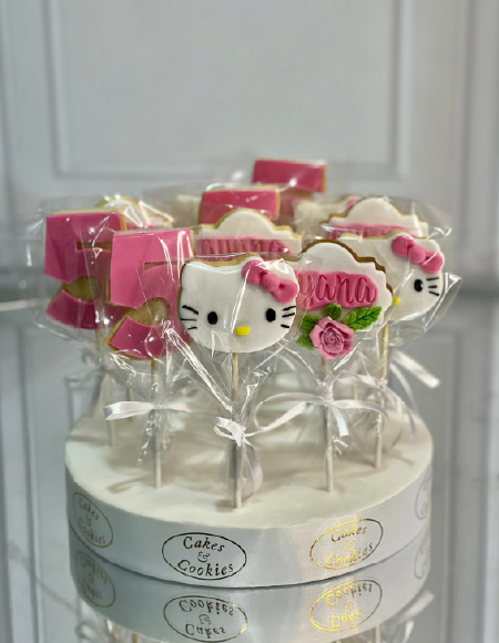 Hello Kitty Cakes